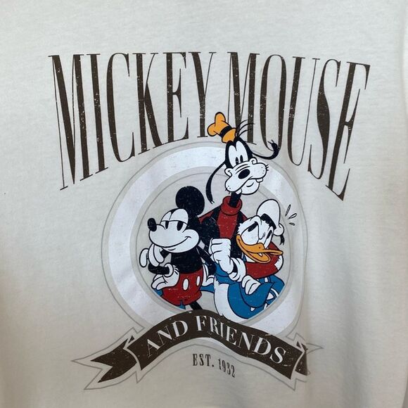 Disney Mickey Mouse, long sleeve shirt with side sleeve appliqué. Size XL - Picture 6 of 11